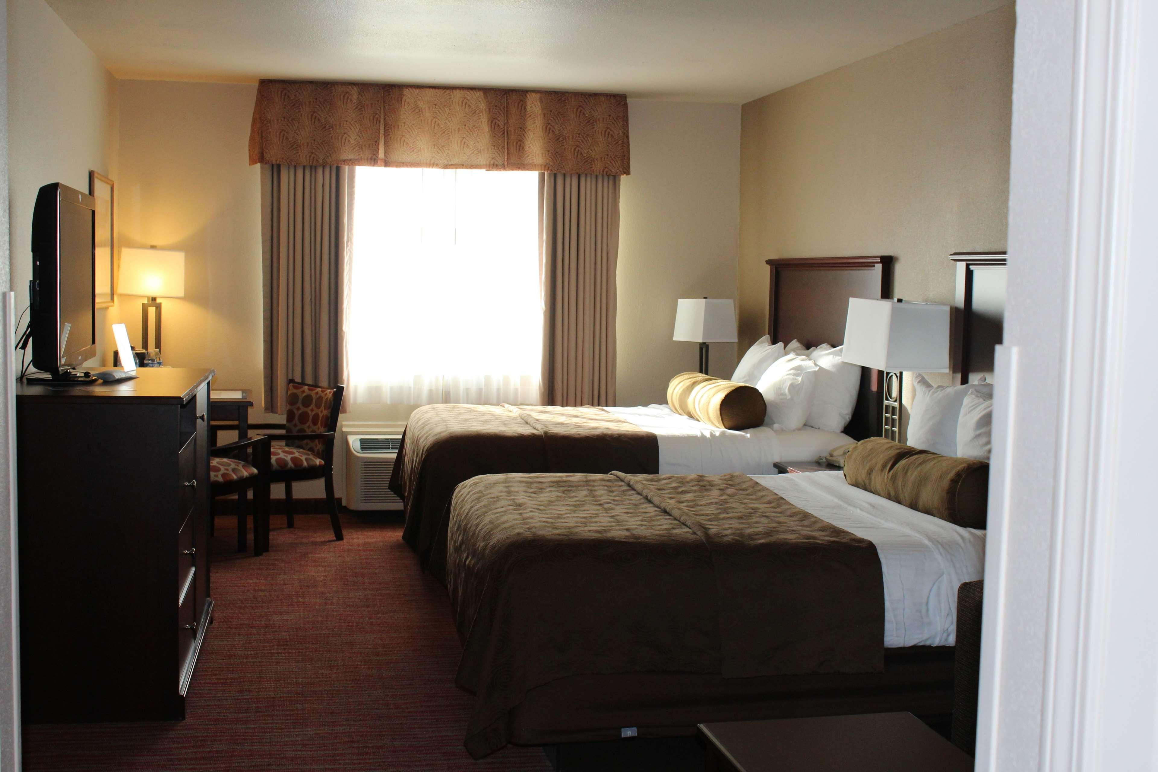 Best Western Plus Concord Inn Миноккуа Экстерьер фото